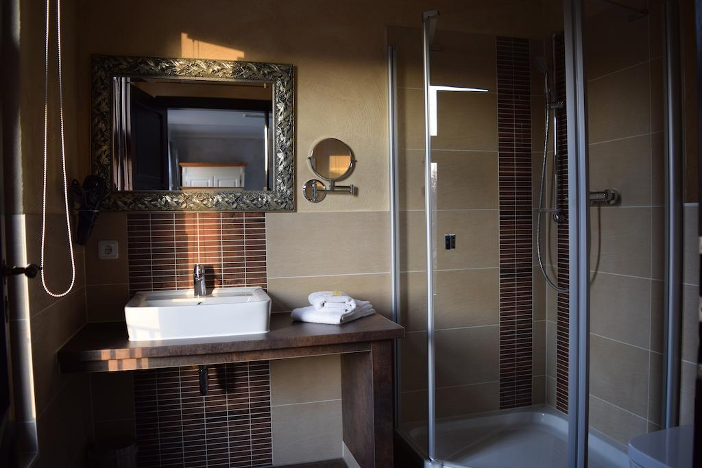 Hotel Arte Vida Ohg Spremberg Room photo